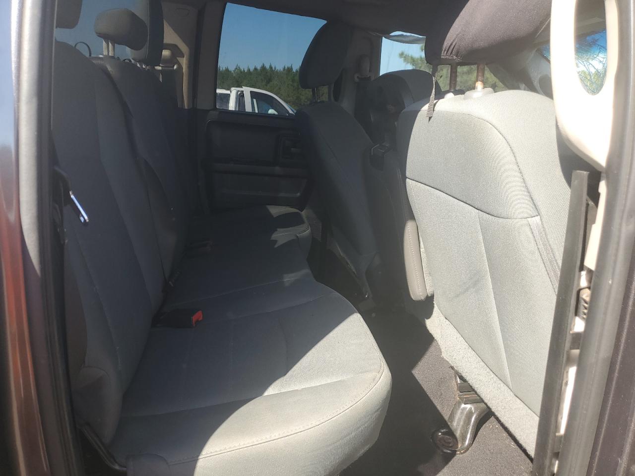 2015 Ram 1500 St VIN: 1C6RR6FT6FS623659 Lot: 81993215