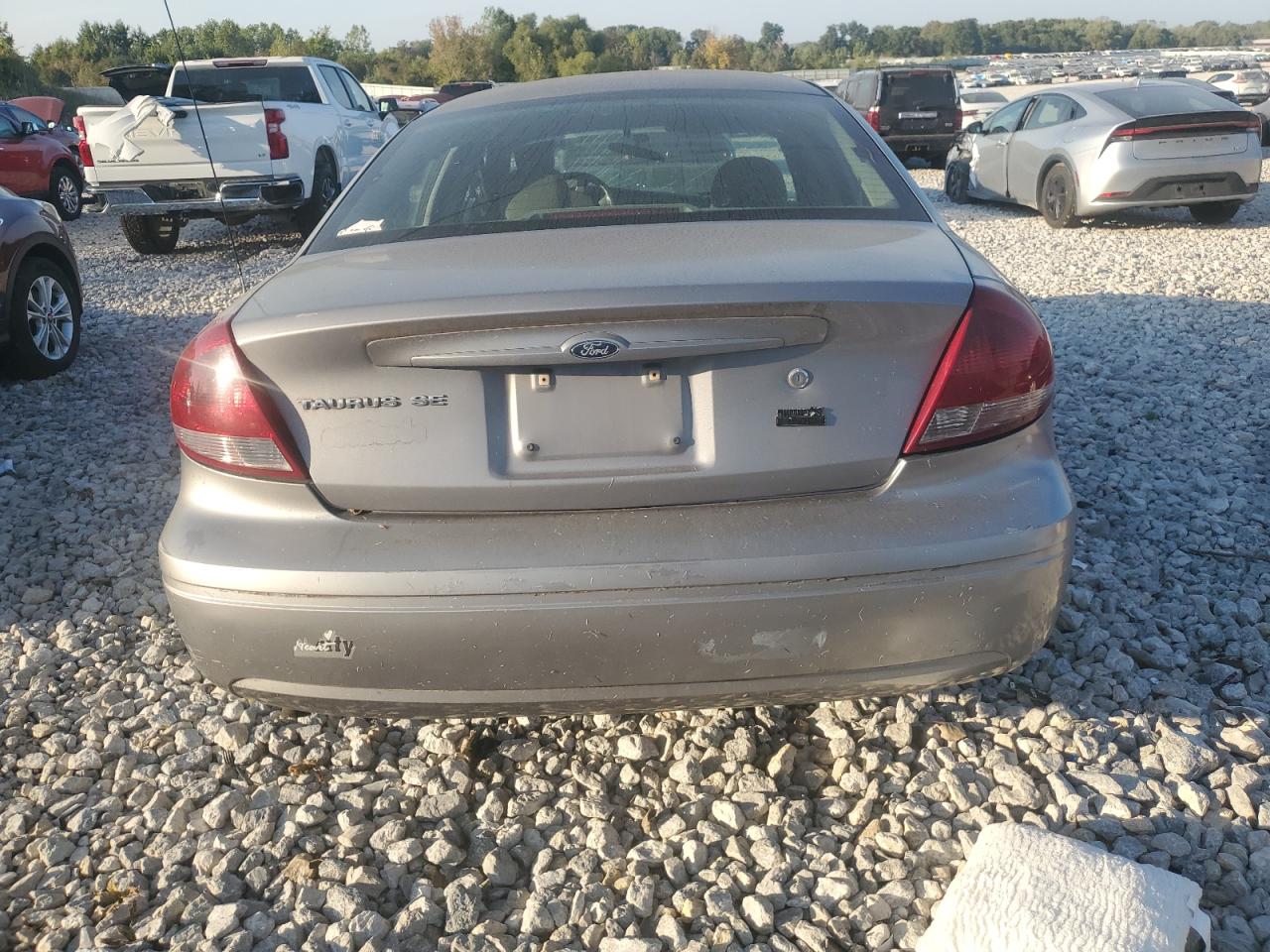2007 Ford Taurus Se VIN: 1FAFP53U17A167821 Lot: 84178305