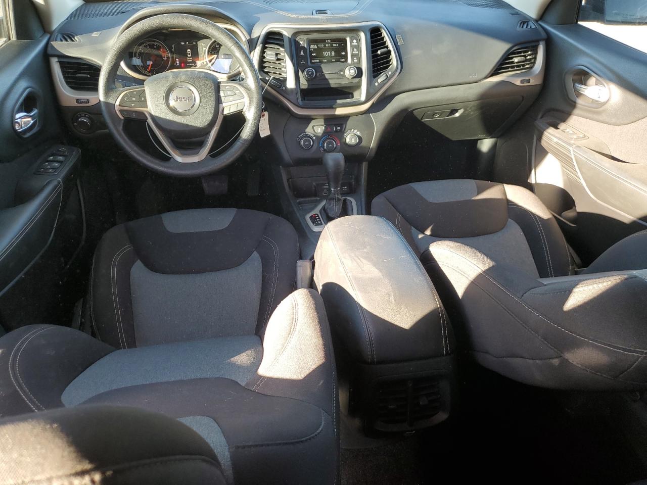 2017 Jeep Cherokee Sport VIN: 1C4PJLAS5HW547822 Lot: 89843445