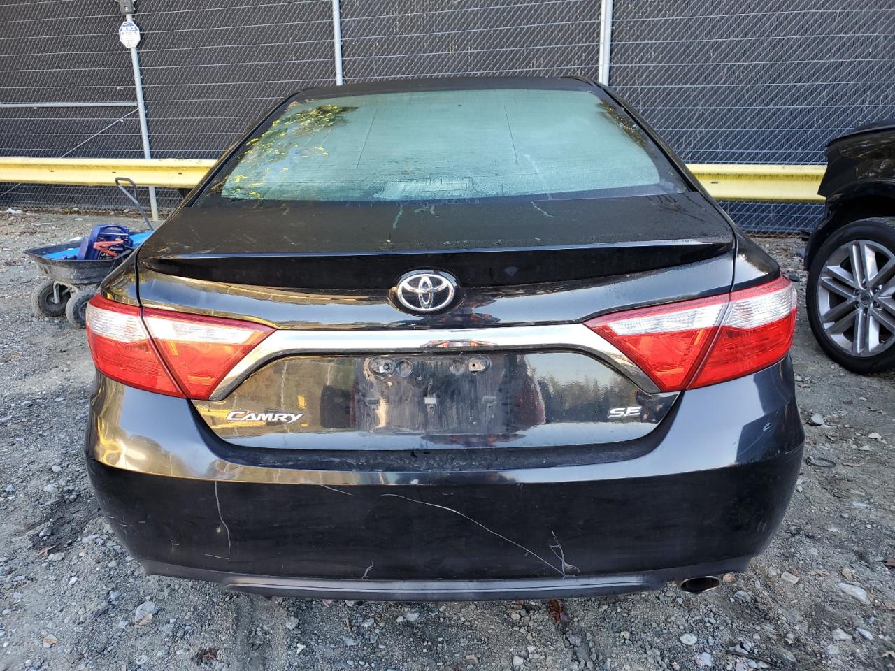 2017 Toyota Camry Le VIN: 4T1BF1FK6HU389989 Lot: 82525225