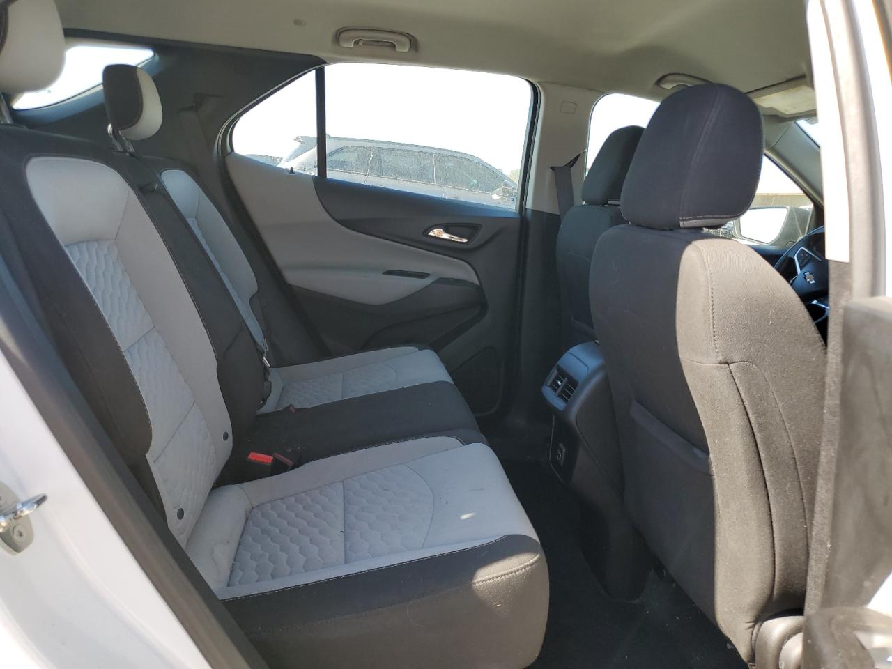 2019 Chevrolet Equinox Ls VIN: 2GNAXHEV7K6151227 Lot: 84832375