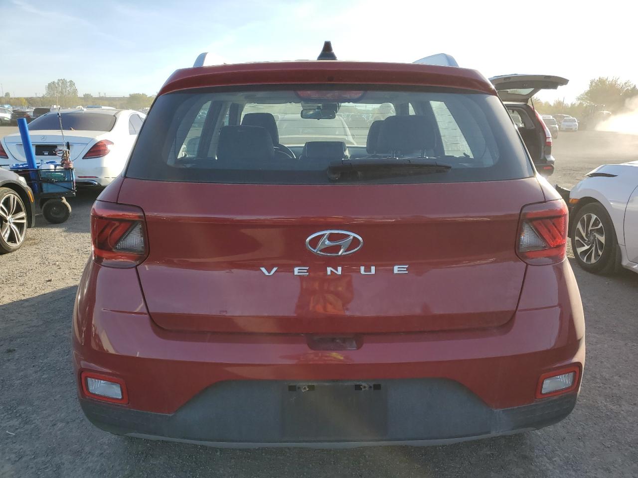 2022 Hyundai Venue Sel VIN: KMHRC8A32NU184214 Lot: 85274665