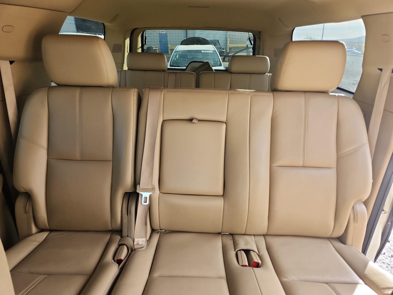 2011 GMC Yukon Xl K1500 Slt VIN: 1GKS2KE35BR184999 Lot: 90344675