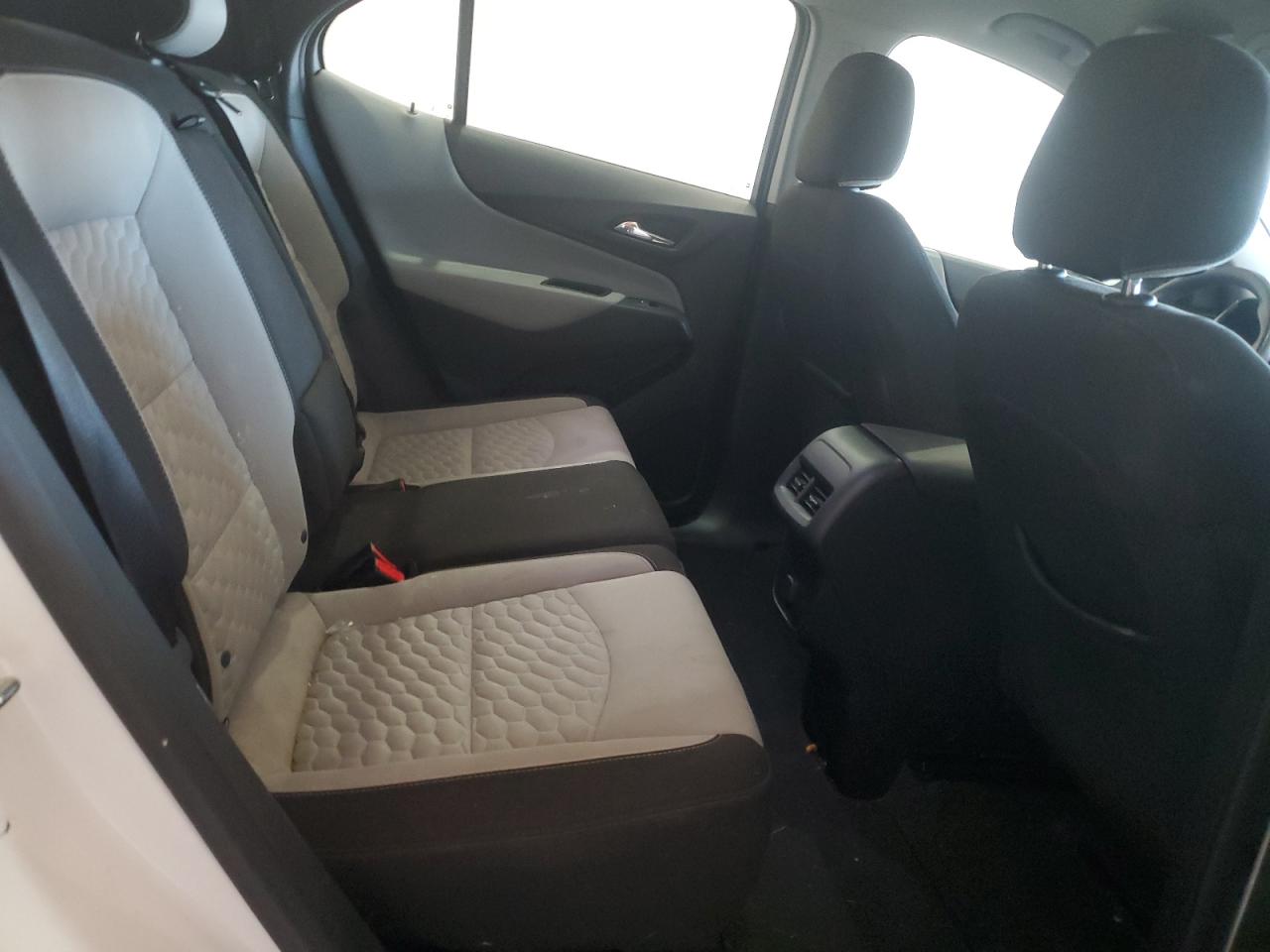 2018 Chevrolet Equinox Ls VIN: 3GNAXHEVXJL120029 Lot: 85313265