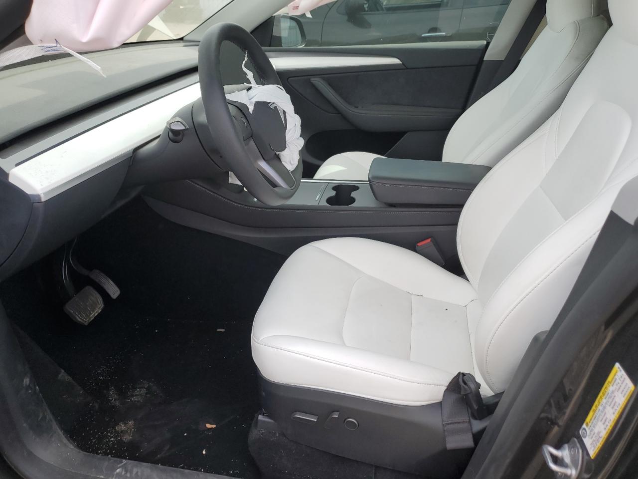 2024 Tesla Model Y VIN: 7SAYGDEE3RF991576 Lot: 71881635