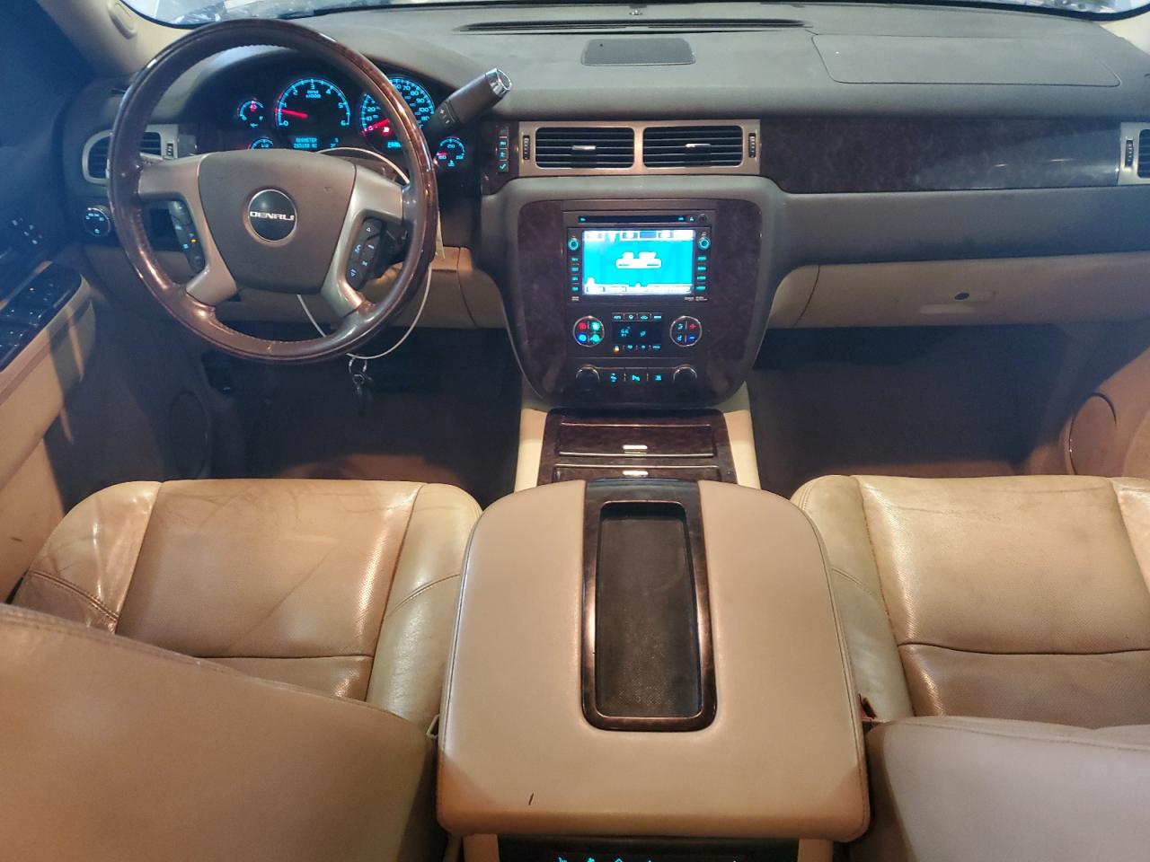 2011 GMC Yukon Xl Denali VIN: 1GKS2MEF8BR290403 Lot: 90221995