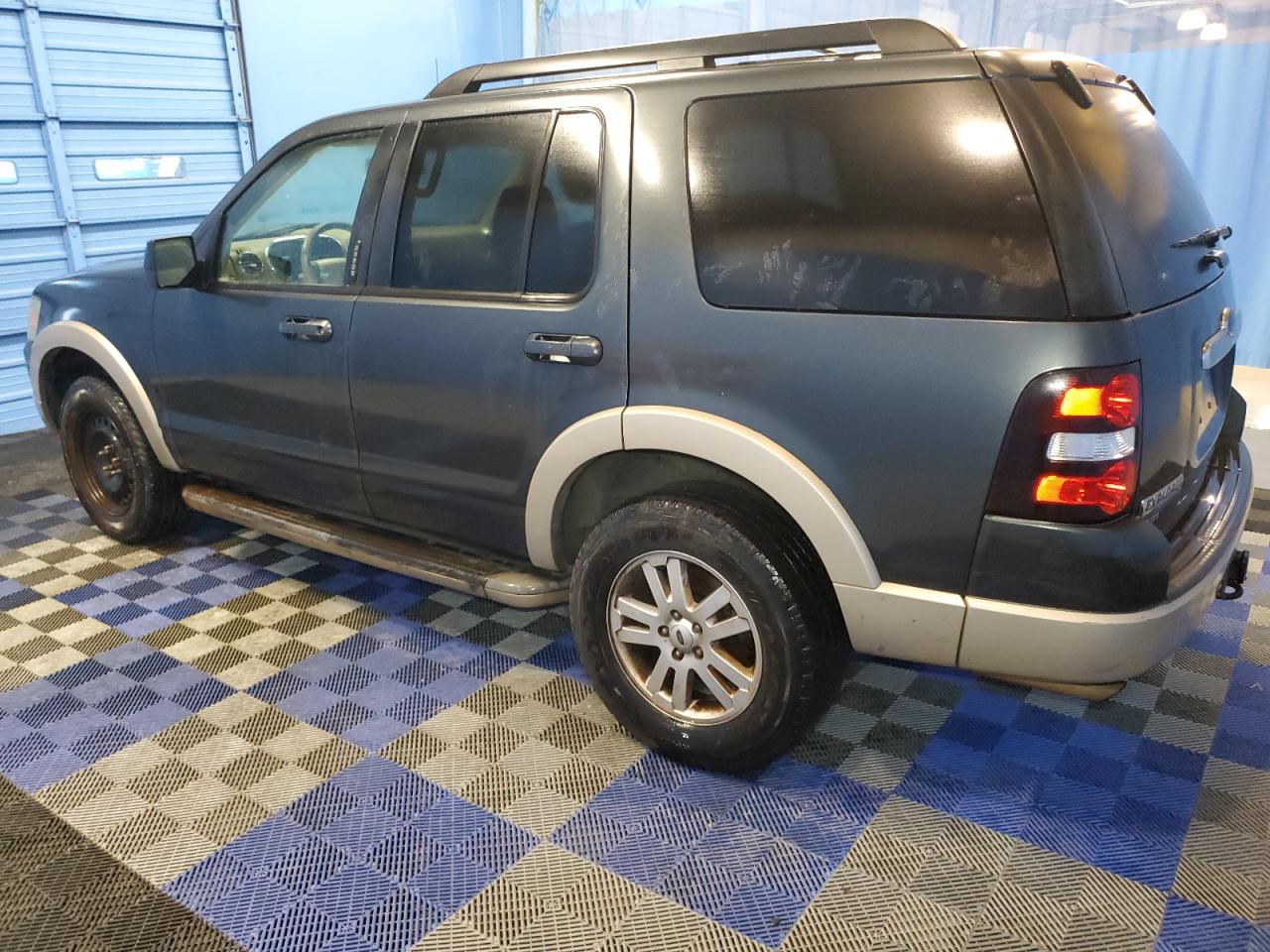 2010 Ford Explorer Eddie Bauer VIN: 1FMEU6EE4AUA19805 Lot: 89885335