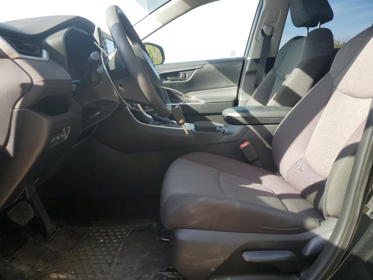 2022 Toyota Rav4 Le VIN: 2T3Z1RFV5NW226825 Lot: 81559675