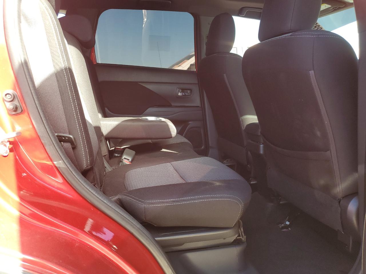 2018 Mitsubishi Outlander Se VIN: JA4AZ3A35JZ023382 Lot: 85002805