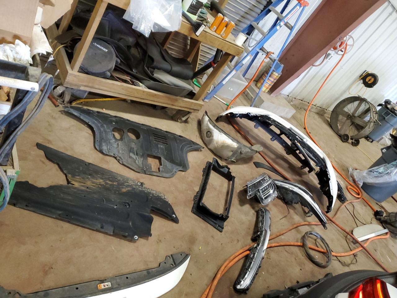 2023 Kia Seltos Sx VIN: KNDETCA28P7454609 Lot: 82659845