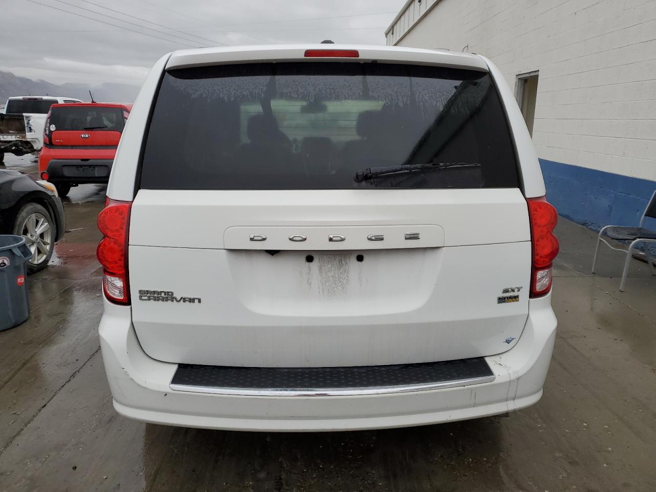 2018 Dodge Grand Caravan Sxt VIN: 2C4RDGCG2JR300661 Lot: 86819625