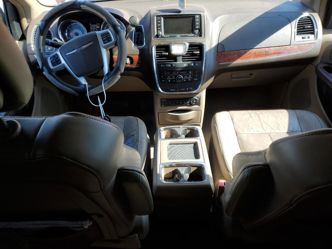 2011 Chrysler Town & Country Limited VIN: 2A4RR6DG4BR611157 Lot: 85158565