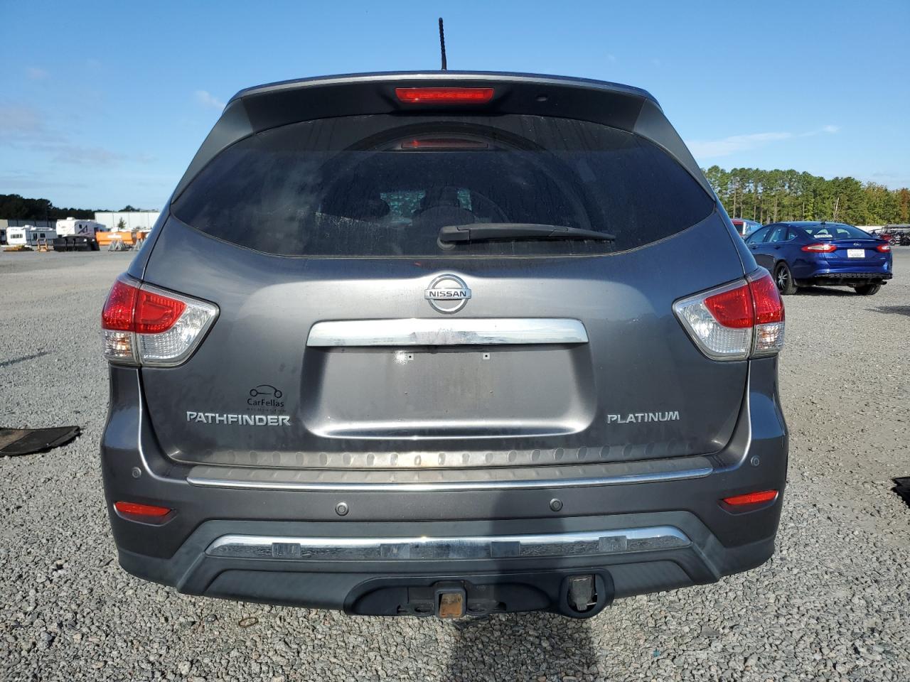 2015 Nissan Pathfinder S VIN: 5N1AR2MN1FC701192 Lot: 85318235