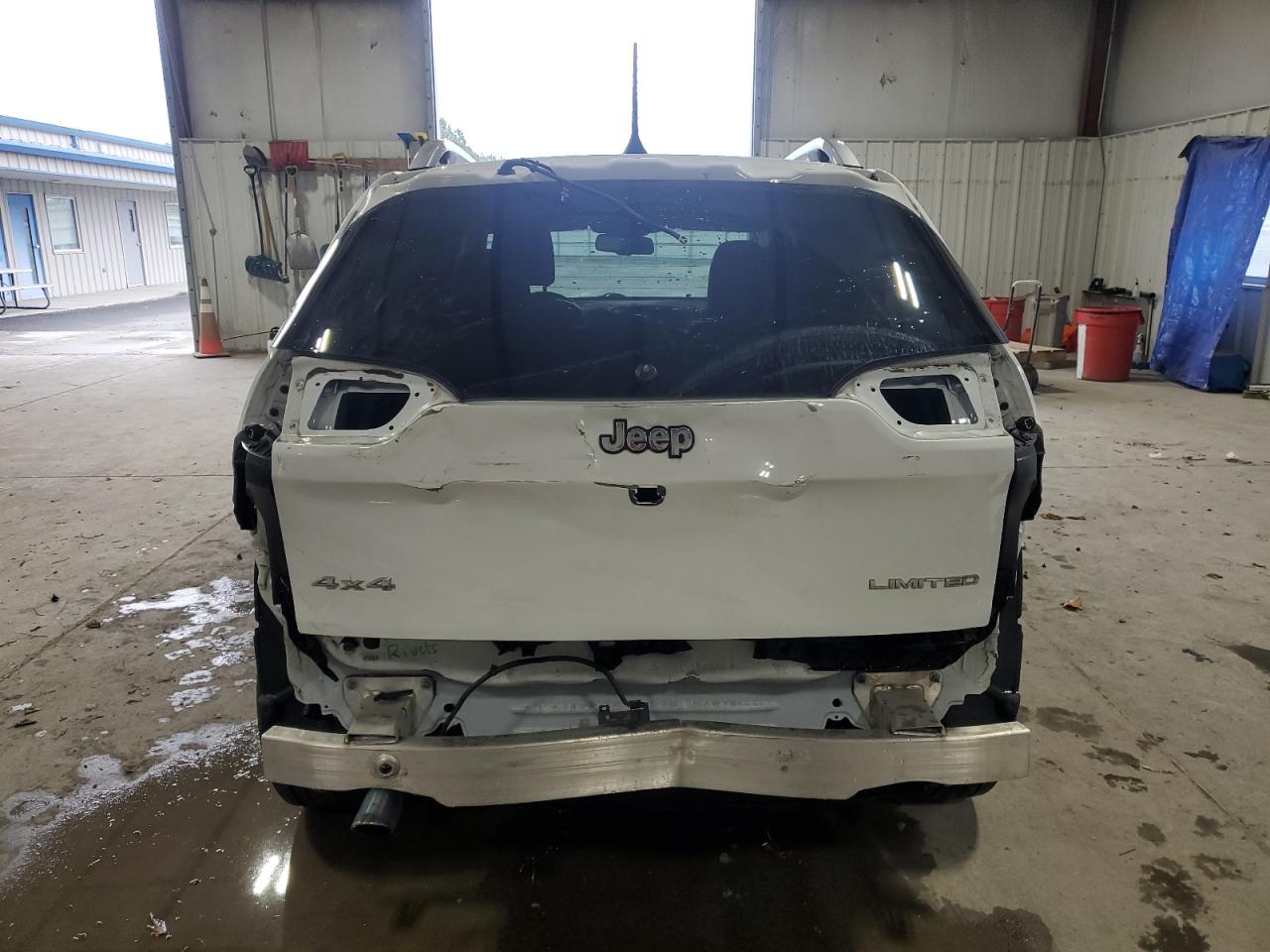 2018 Jeep Cherokee Limited VIN: 1C4PJMDB7JD610325 Lot: 90279425