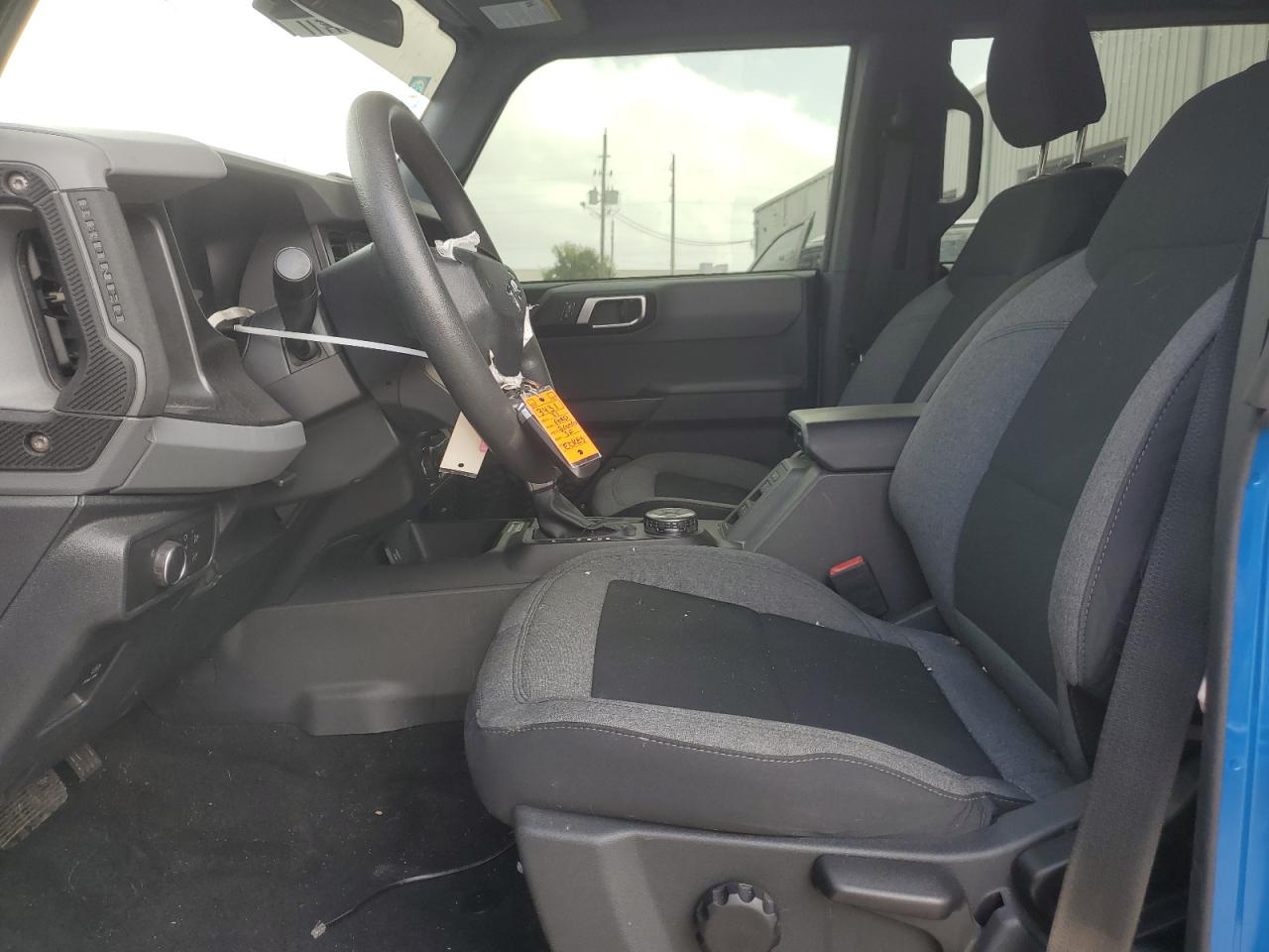 2021 Ford Bronco Base VIN: 1FMDE5DH7MLA87542 Lot: 84766175