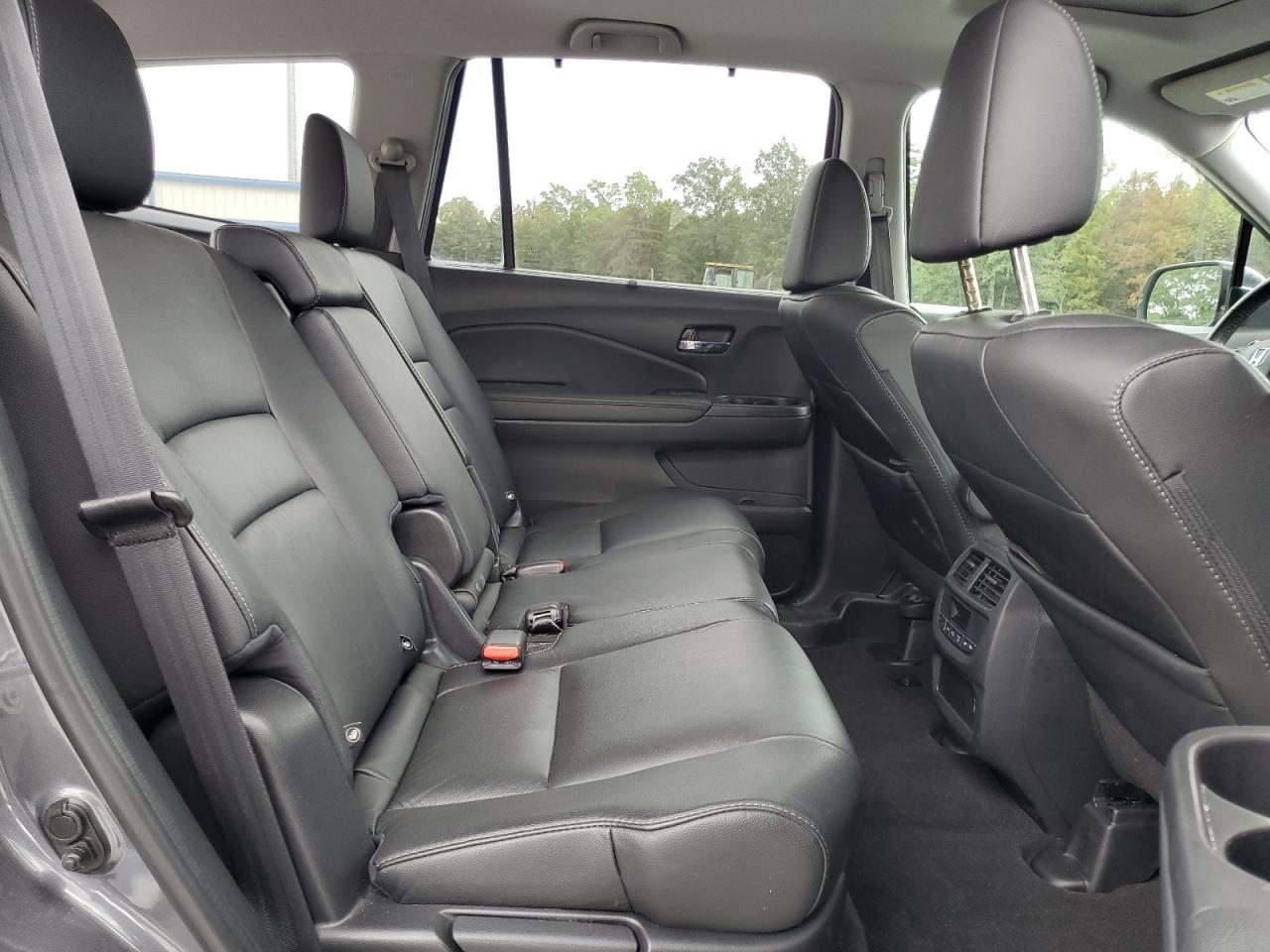 2021 Honda Pilot Se VIN: 5FNYF5H23MB046563 Lot: 82298445