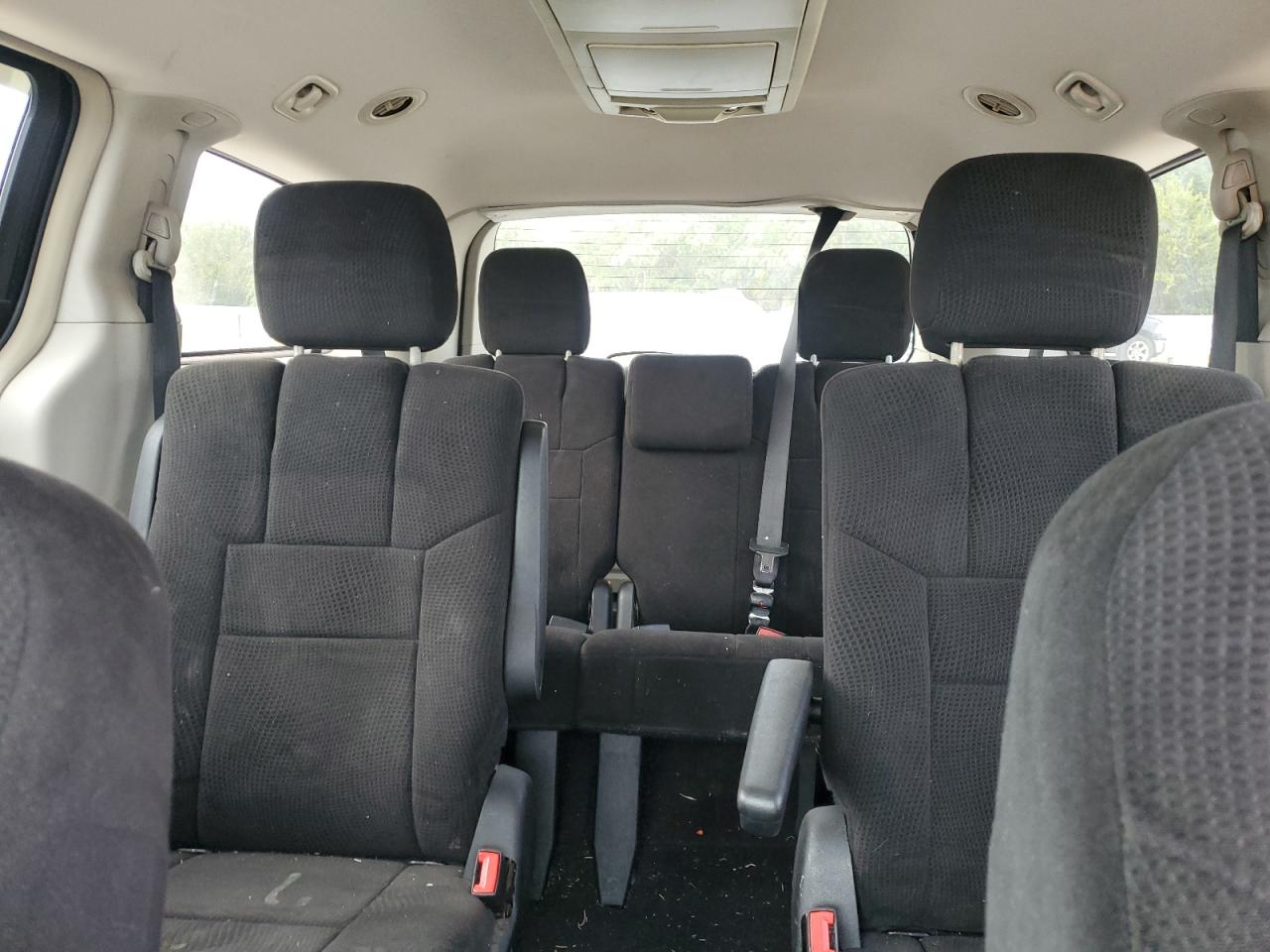 2013 Dodge Grand Caravan Crew VIN: 2C4RDGDG2DR700268 Lot: 85733885