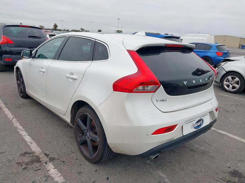 2014 VOLVO V40 D3 SE LUX NAV 5DR GEARTRONIC