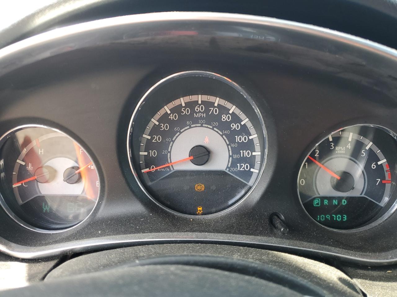 2013 Chrysler 200 Touring VIN: 1C3CCBBG1DN556549 Lot: 85073735