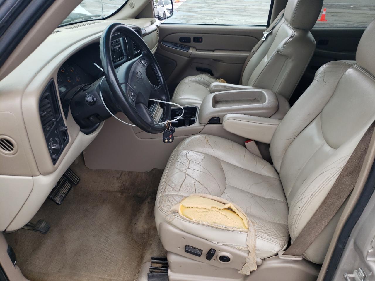 2005 Chevrolet Tahoe C1500 VIN: 1GNEC13TX5R125185 Lot: 81866125