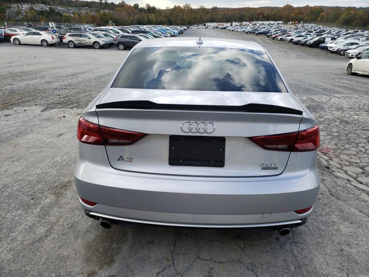 2017 Audi A3 Premium VIN: WAUB8GFF2H1047992 Lot: 87378055