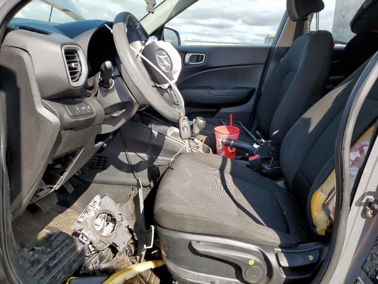 2021 Hyundai Venue Se VIN: KMHRB8A33MU096998 Lot: 90510805