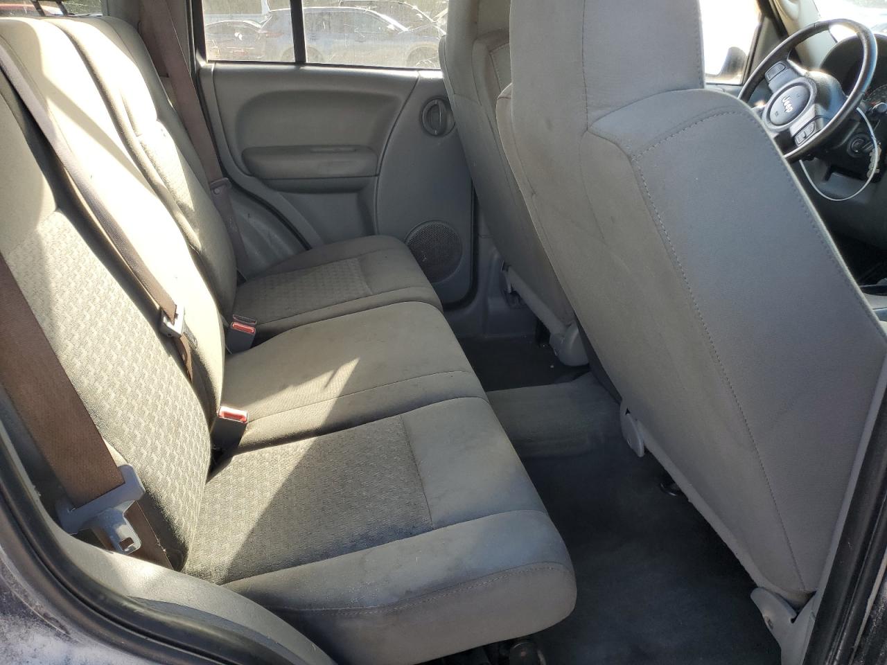 2024 Jeep Liberty Sport VIN: 1J4GL48K06W290310 Lot: 85785175