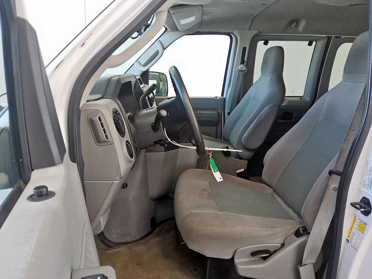 2014 Ford Econoline E350 Super Duty Wagon VIN: 1FBNE3BL4EDA40537 Lot: 81611245