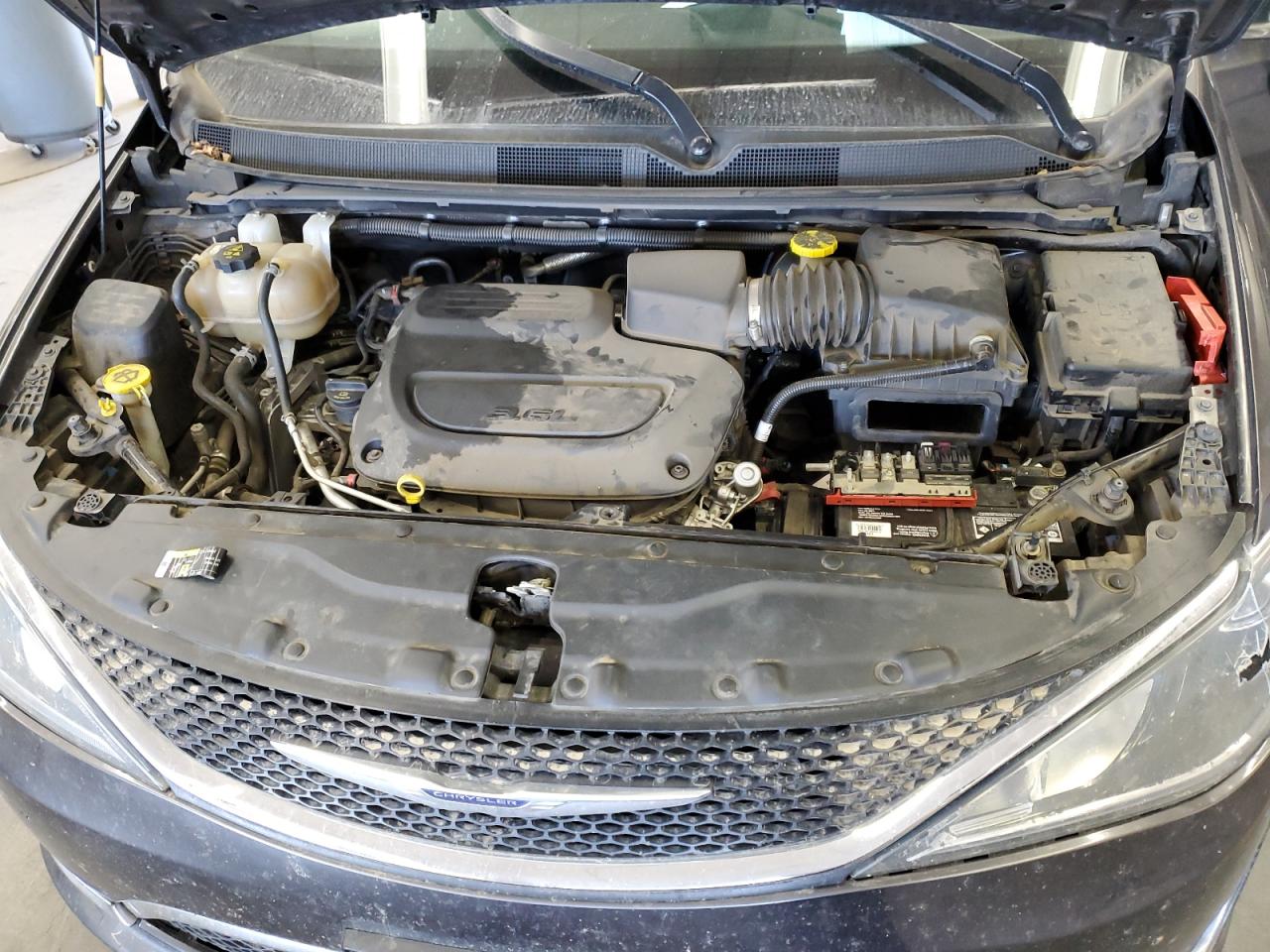 2020 Chrysler Pacifica Touring L VIN: 2C4RC1BGXLR182119 Lot: 86881385