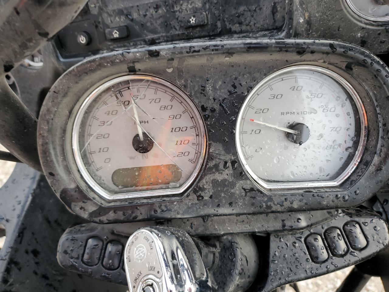 2016 Harley-Davidson Fltrx Road Glide VIN: 1HD1KHM10GB649388 Lot: 86554575