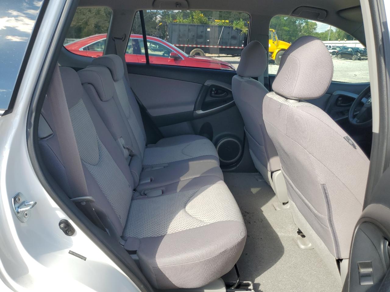 2007 Toyota Rav4 VIN: JTMZD33VX75044847 Lot: 82334425