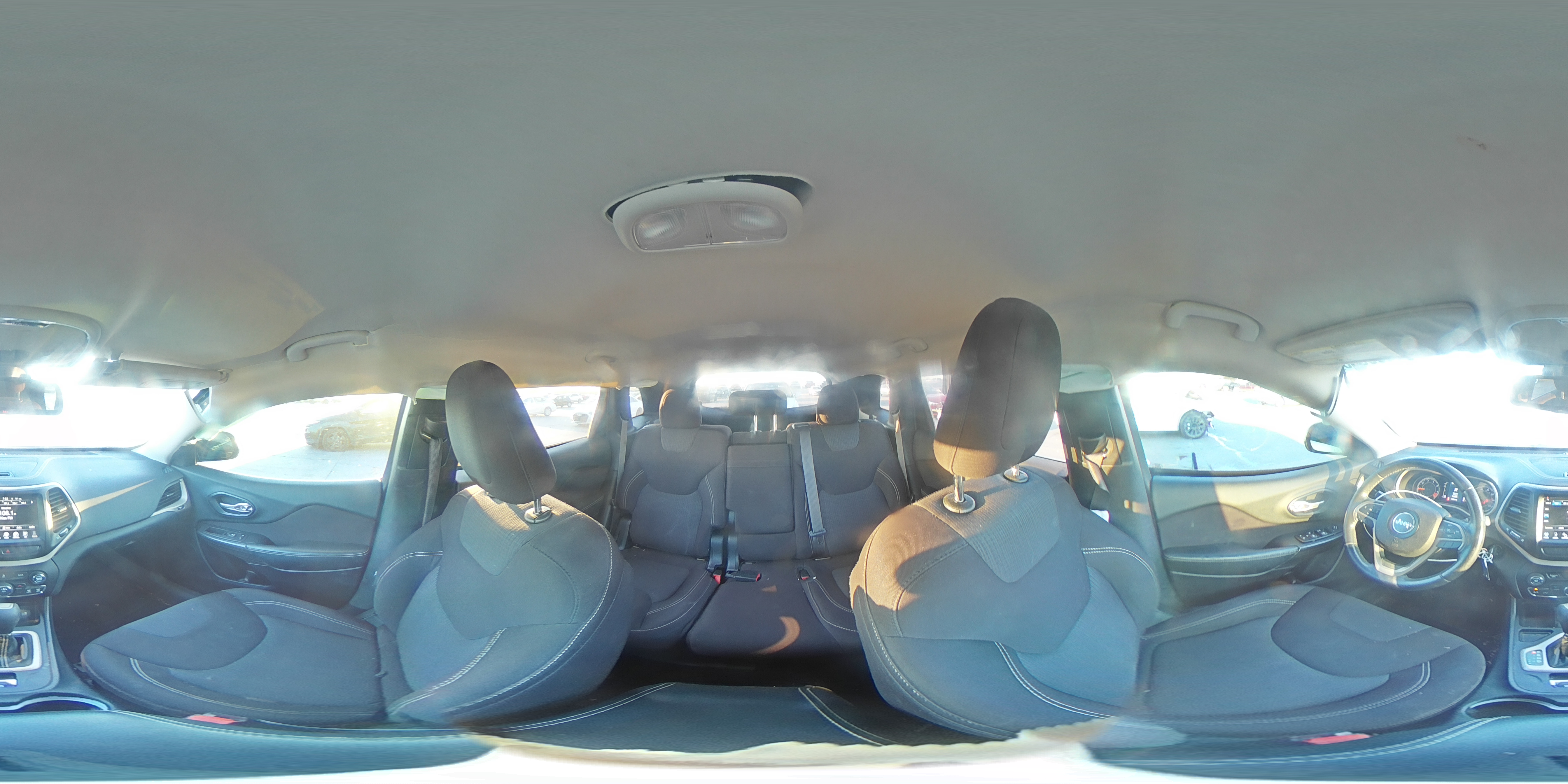 2015 Jeep Cherokee Latitude VIN: 1C4PJLCB0FW607712 Lot: 84983545