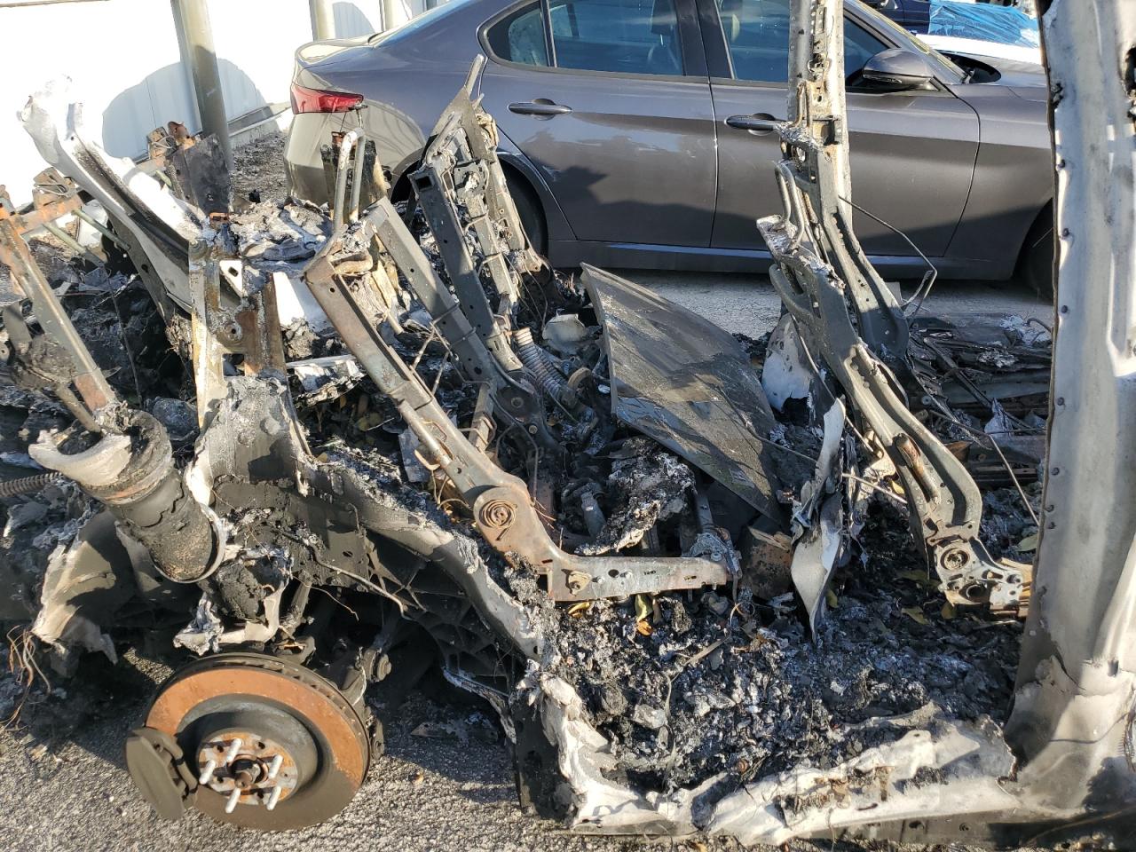 2020 Tesla Model X VIN: 5YJXCAE25LF237997 Lot: 82665255