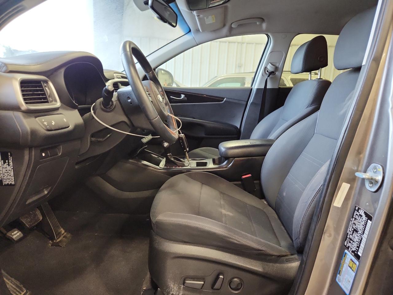 2017 Kia Sorento Lx VIN: 5XYPGDA5XHG321299 Lot: 82328895