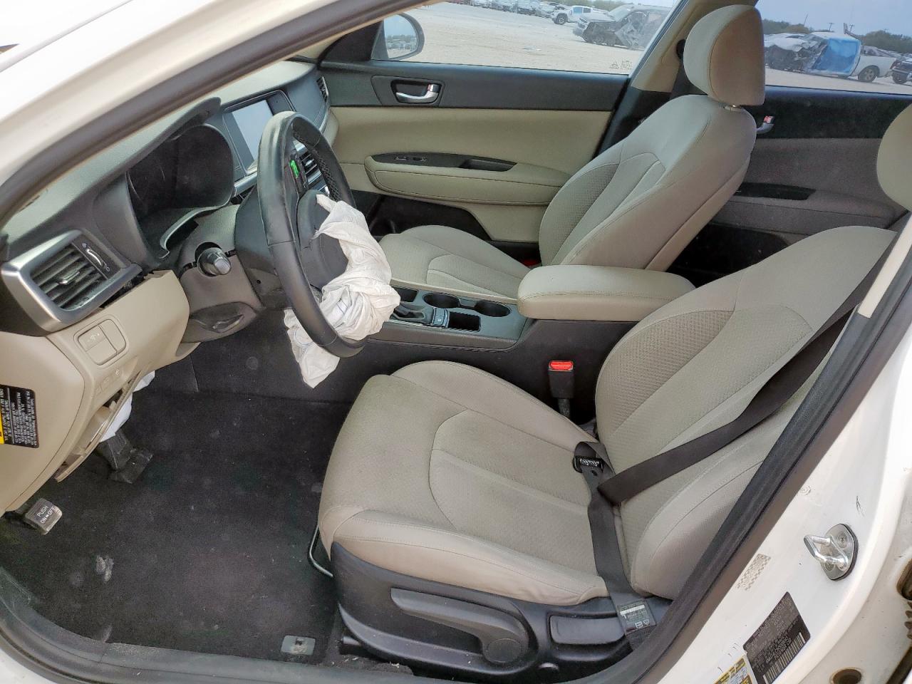 2017 Kia Optima Hybrid VIN: KNAGT4LC3H5008043 Lot: 85647195