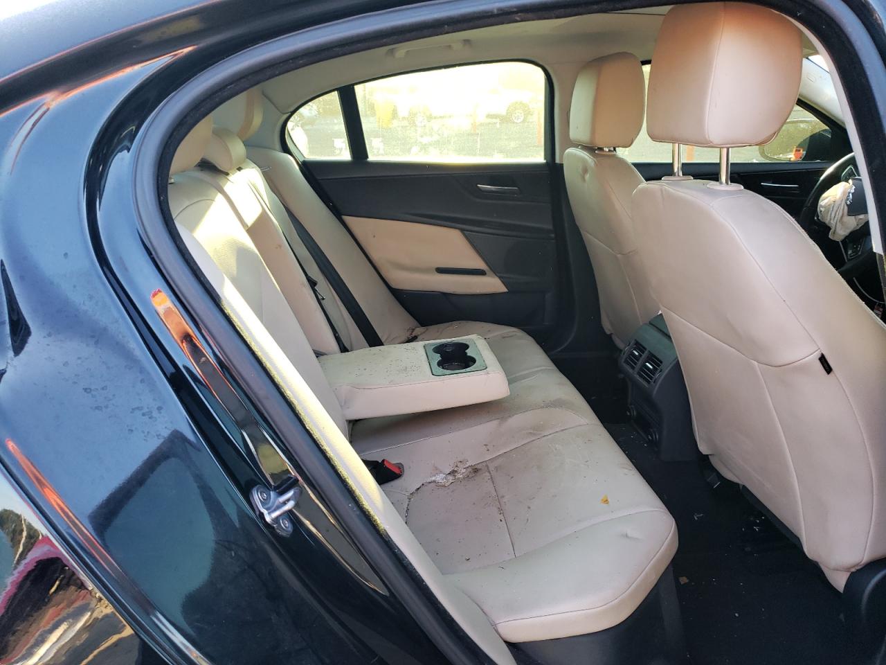 2018 Jaguar Xe Premium VIN: SAJAD4FX0JCP25622 Lot: 84437095