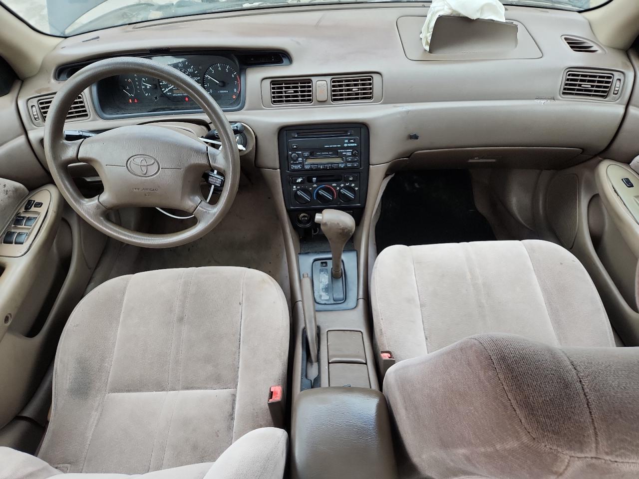 1998 Toyota Camry Ce VIN: 4T1BG22K7WU265705 Lot: 85826705