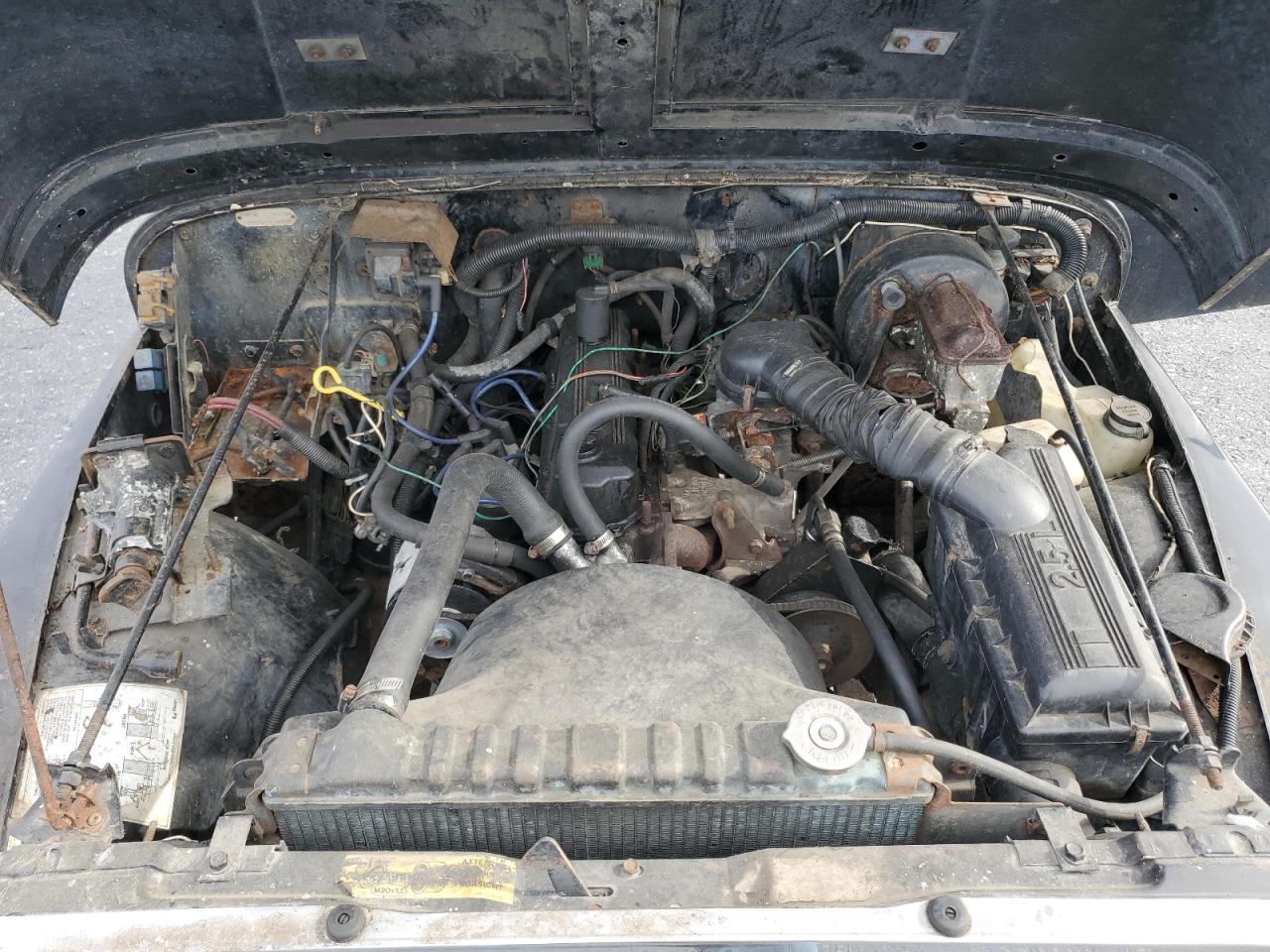 1988 Jeep Wrangler S VIN: 2BCHV81S1JB529770 Lot: 90443855