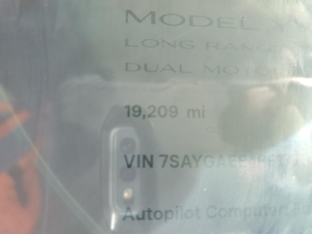 2024 Tesla Model Y VIN: 7SAYGAEE4RF177385 Lot: 87045105