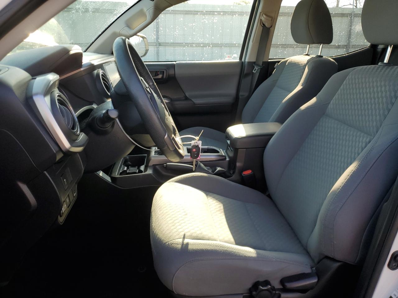 2020 Toyota Tacoma Double Cab VIN: 5TFAX5GN3LX165499 Lot: 84973885