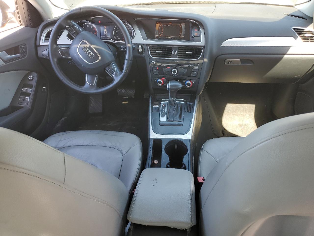 2015 Audi A4 Premium VIN: WAUAFBFLXFN015615 Lot: 91100855