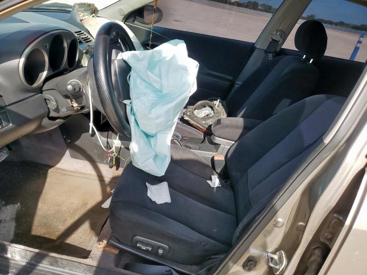 2004 Nissan Altima Base VIN: 1N4AL11D94C104452 Lot: 82455285