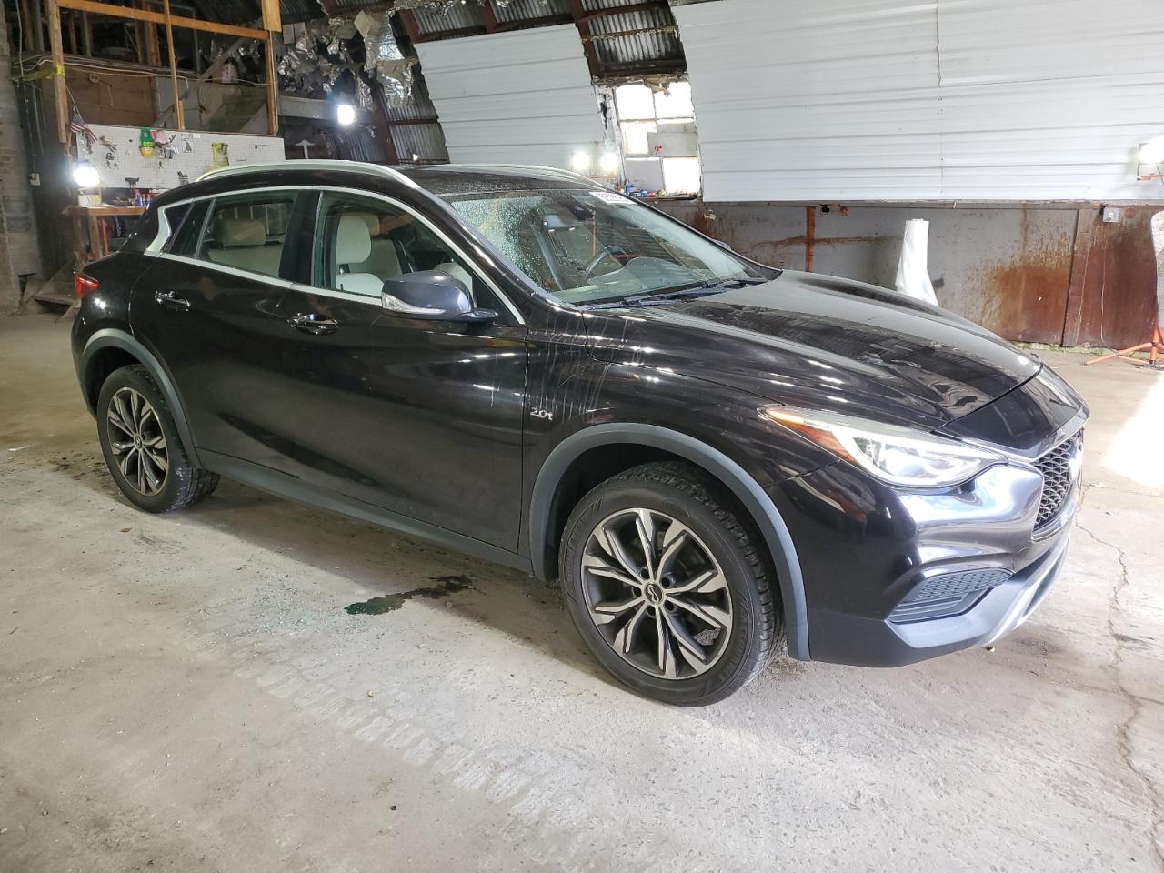 QX30 QX30