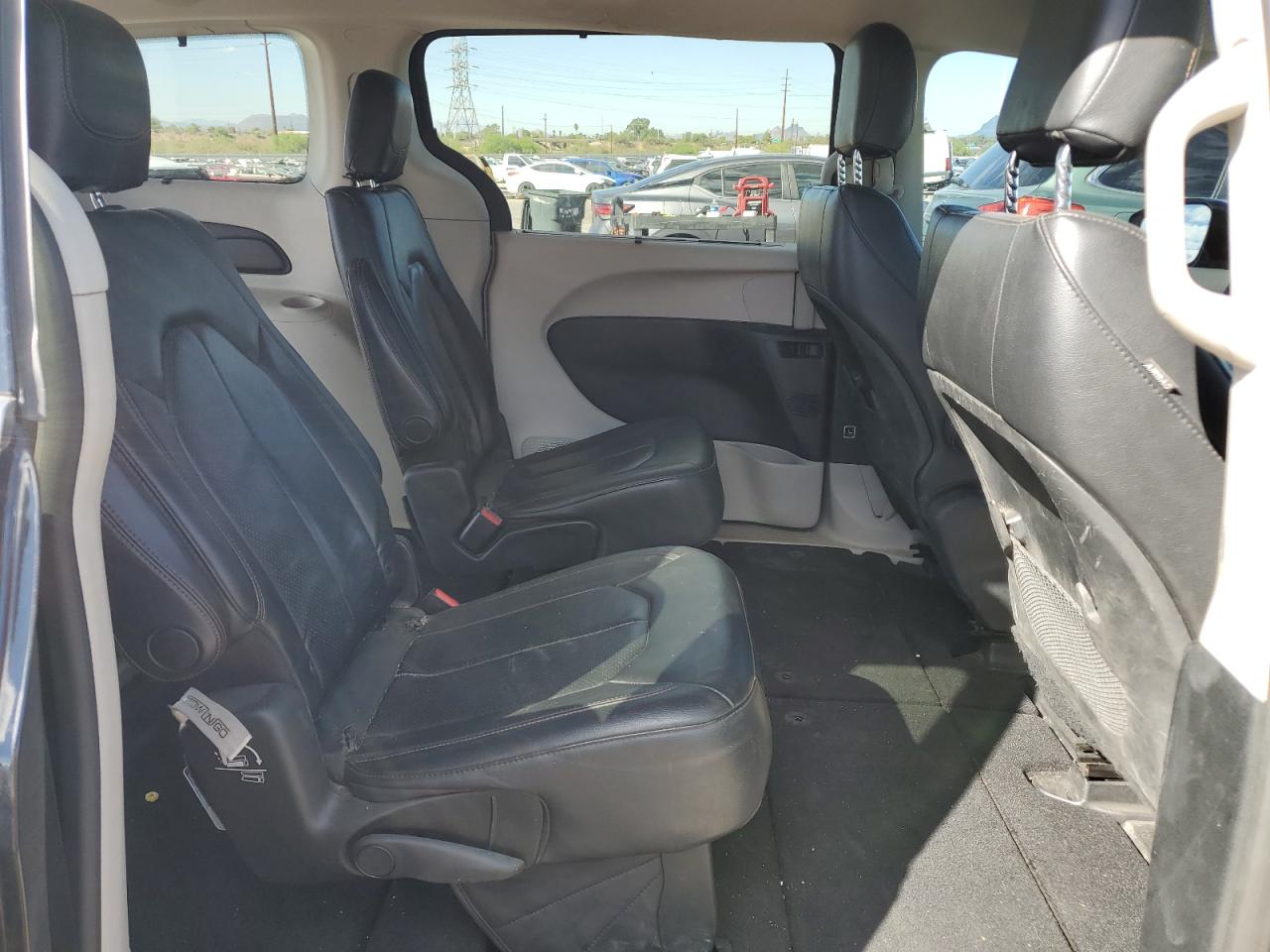 2019 Chrysler Pacifica Touring L VIN: 2C4RC1BG7KR651486 Lot: 83827225