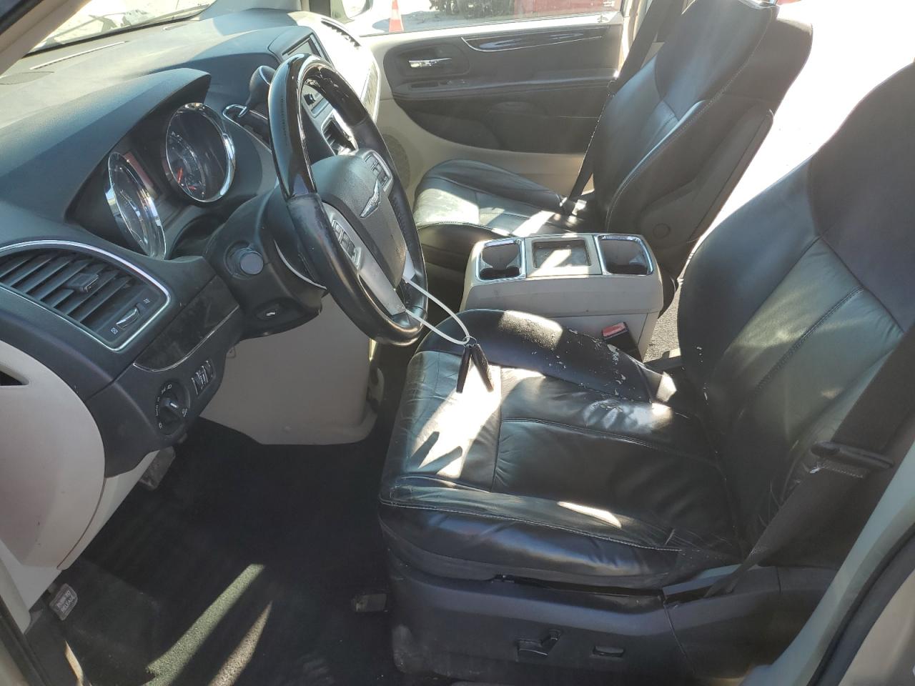 2015 Chrysler Town & Country Limited Platinum VIN: 2C4RC1GG0FR546397 Lot: 85869985