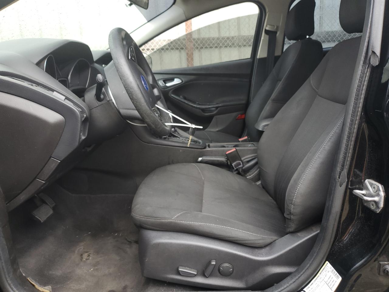 2016 Ford Focus Se VIN: 1FADP3F29GL387931 Lot: 84736235