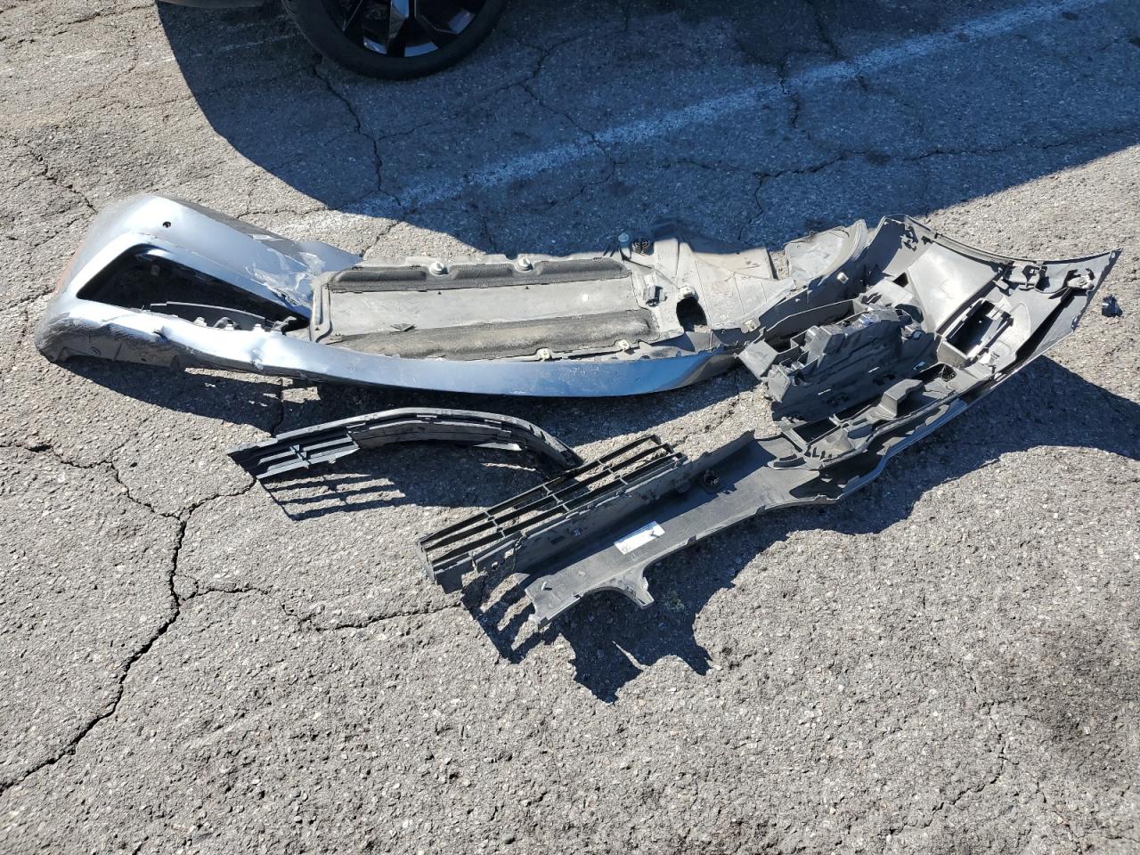 2018 BMW 530E VIN: WBAJA9C51JB252873 Lot: 82236915