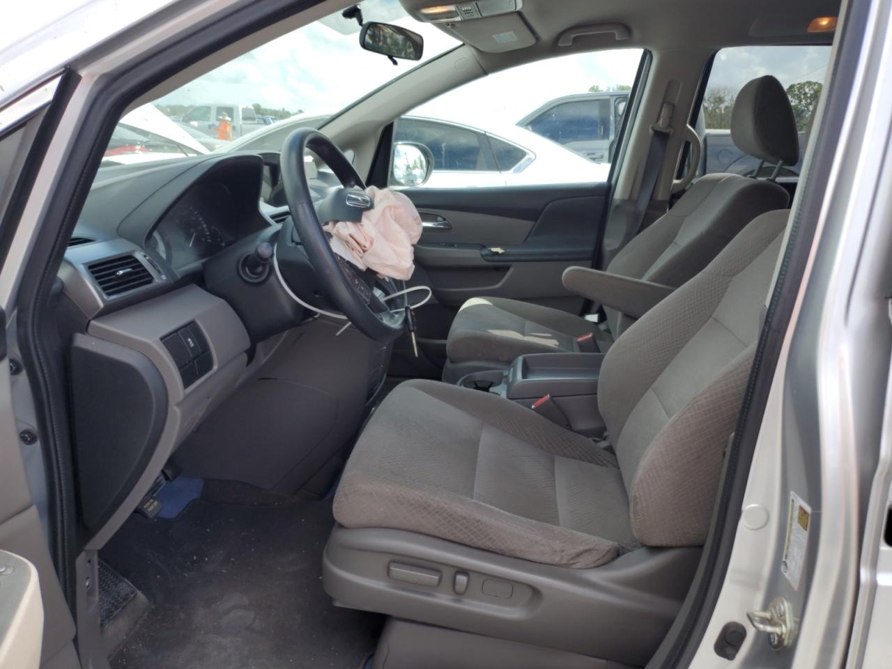 2015 Honda Odyssey Lx VIN: 5FNRL5H22FB025431 Lot: 82373215