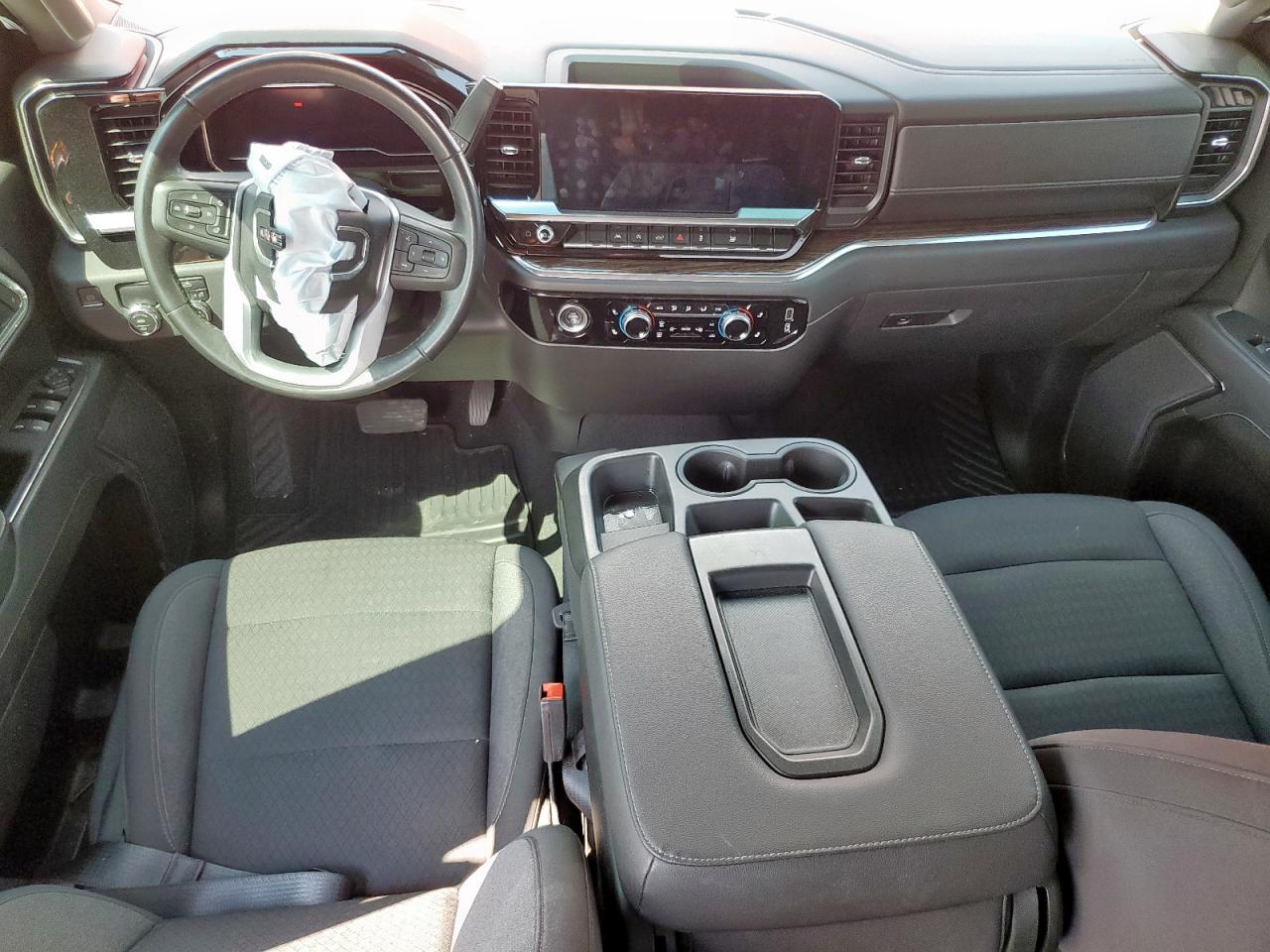 2022 GMC Sierra C1500 Elevation VIN: 3GTPHCEK9NG690319 Lot: 84643335