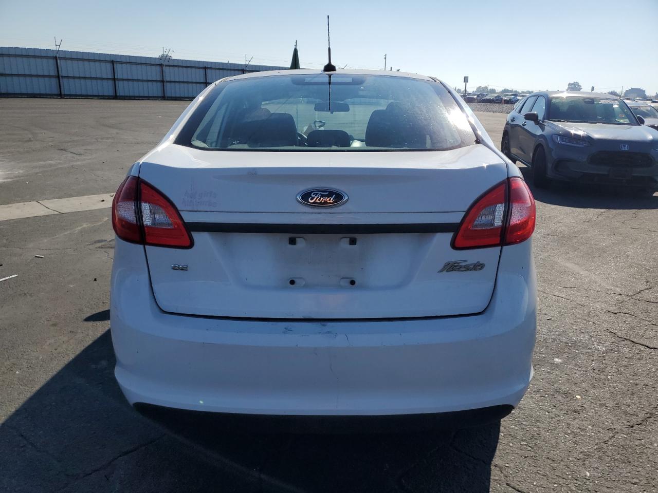 2013 Ford Fiesta Se VIN: 3FADP4BJ9DM172868 Lot: 90851845